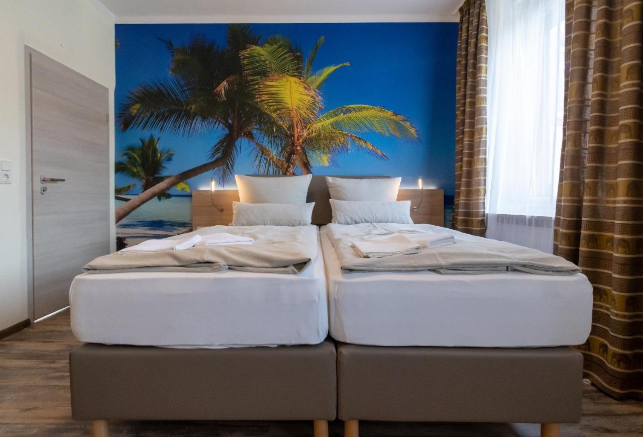 Hotel Mettlacher Hof ภายนอก รูปภาพ