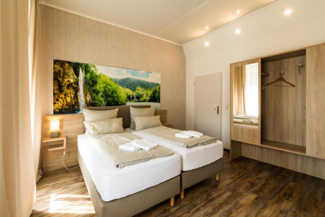 Hotel Mettlacher Hof ภายนอก รูปภาพ