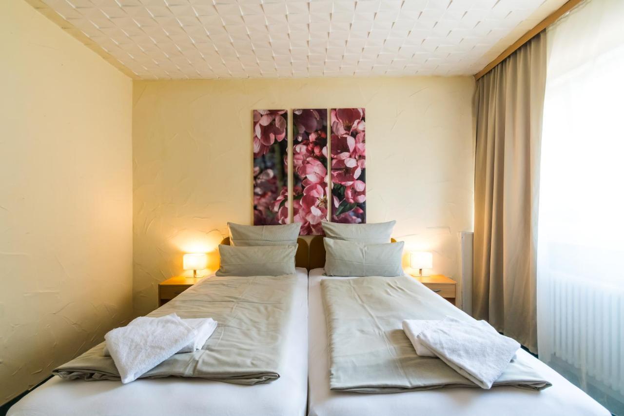 Hotel Mettlacher Hof ภายนอก รูปภาพ